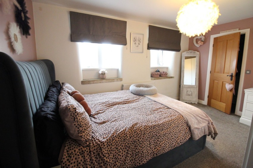 Images for Oakworth, Keighley, West Yorkshire EAID:3030449609 BID:4216801