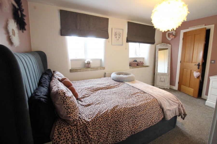 Images for Oakworth, Keighley, West Yorkshire EAID:3030449609 BID:4216801