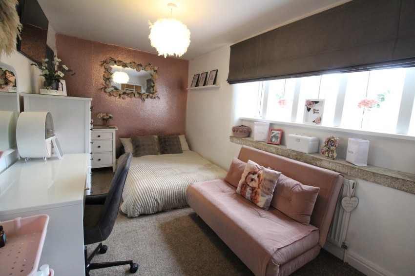 Images for Oakworth, Keighley, West Yorkshire EAID:3030449609 BID:4216801