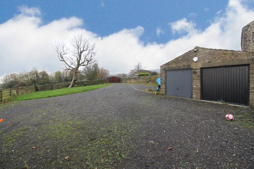 Images for Oakworth, Keighley, West Yorkshire EAID:3030449609 BID:4216801