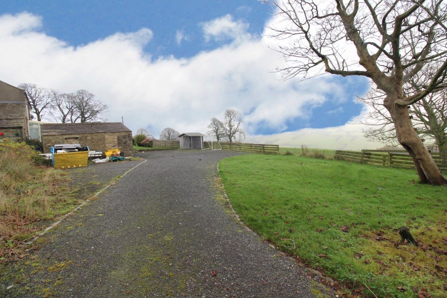Images for Oakworth, Keighley, West Yorkshire EAID:3030449609 BID:4216801