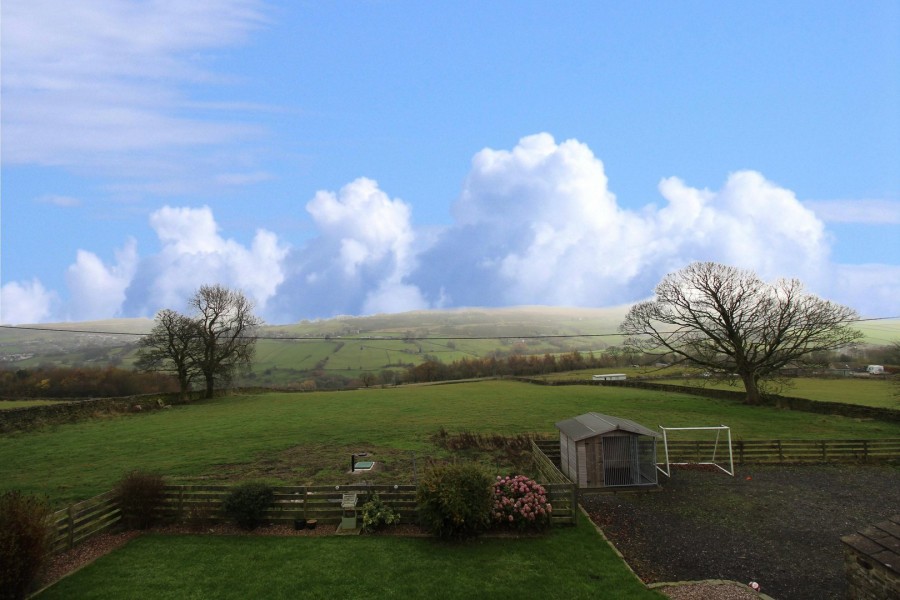 Images for Oakworth, Keighley, West Yorkshire EAID:3030449609 BID:4216801