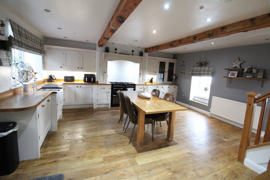 Images for Oakworth, Keighley, West Yorkshire EAID:3030449609 BID:4216801