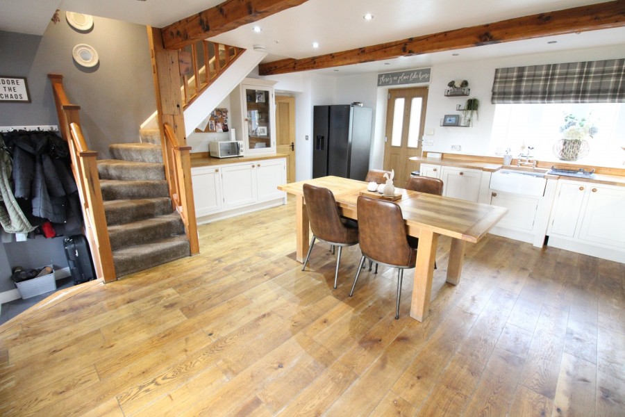Images for Oakworth, Keighley, West Yorkshire EAID:3030449609 BID:4216801