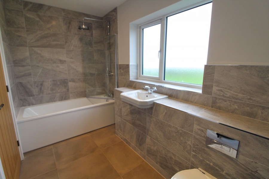 Images for Denholme, Bradford, West Yorkshire EAID:3030449609 BID:4216801