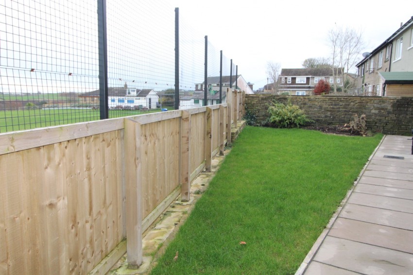 Images for Denholme, Bradford, West Yorkshire EAID:3030449609 BID:4216801