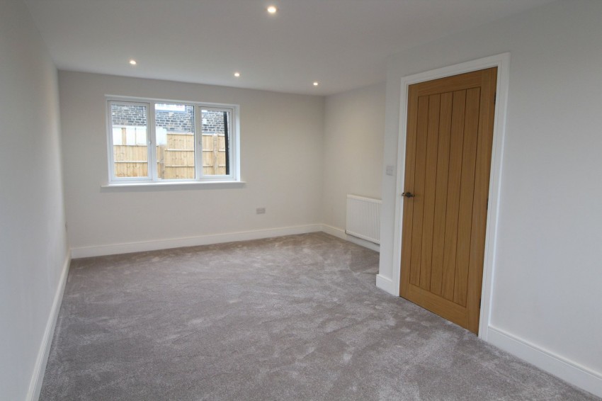 Images for Denholme, Bradford, West Yorkshire EAID:3030449609 BID:4216801