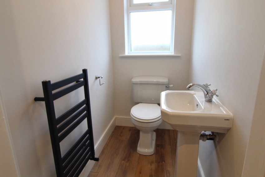 Images for Denholme, Bradford, West Yorkshire EAID:3030449609 BID:4216801