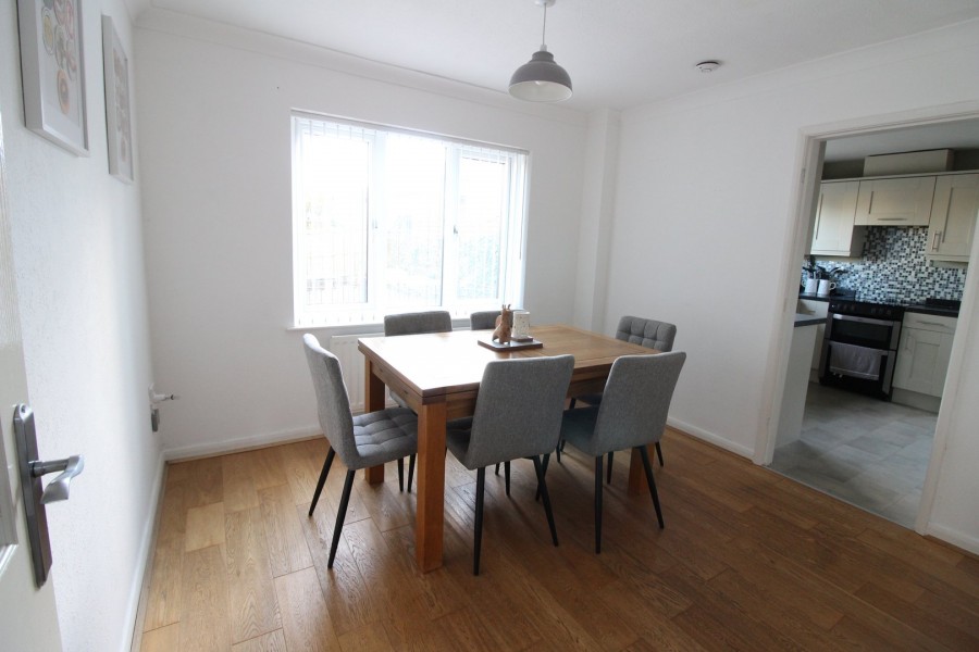 Images for Random Close, Keighley, West Yorkshire EAID:3030449609 BID:4216801