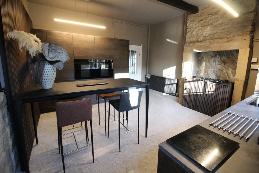 Images for Oakworth, Keighley, West Yorkshire EAID:3030449609 BID:4216801