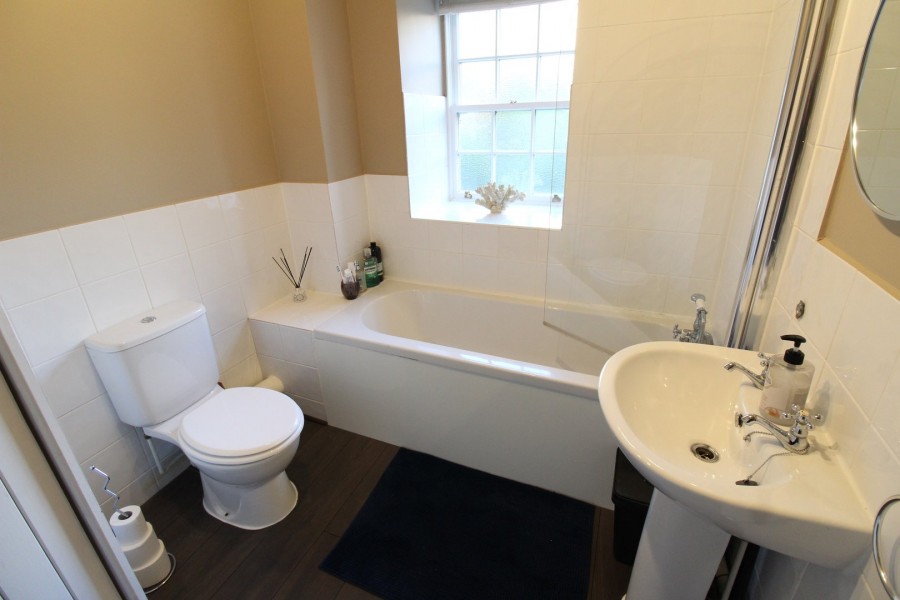 Images for Oakworth, Keighley, West Yorkshire EAID:3030449609 BID:4216801
