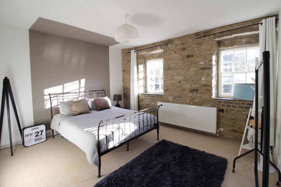 Images for Oakworth, Keighley, West Yorkshire EAID:3030449609 BID:4216801