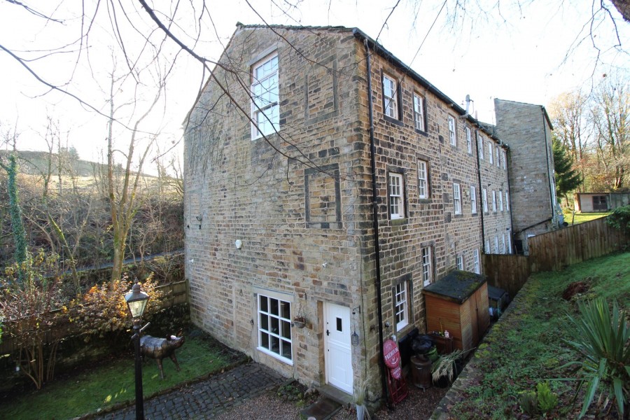 Images for Oakworth, Keighley, West Yorkshire EAID:3030449609 BID:4216801