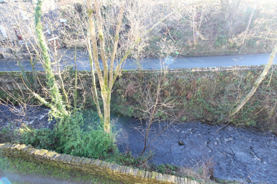 Images for Oakworth, Keighley, West Yorkshire EAID:3030449609 BID:4216801