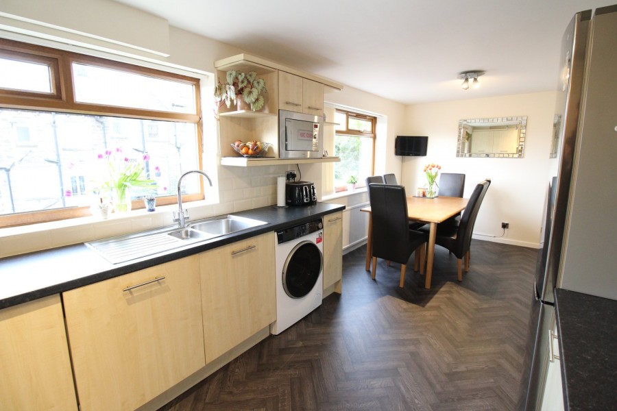 Images for Oakworth, Keighley, West Yorkshire EAID:3030449609 BID:4216801