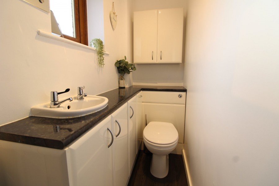 Images for Oakworth, Keighley, West Yorkshire EAID:3030449609 BID:4216801