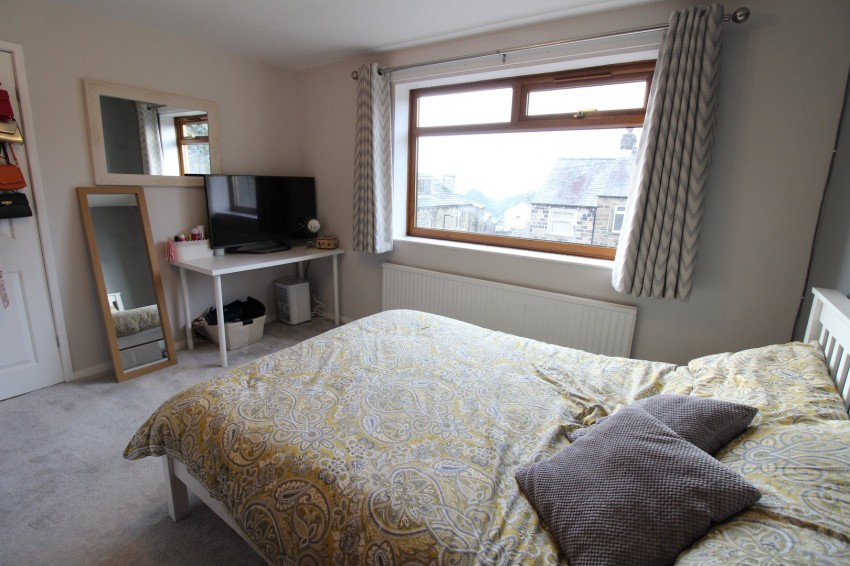 Images for Oakworth, Keighley, West Yorkshire EAID:3030449609 BID:4216801