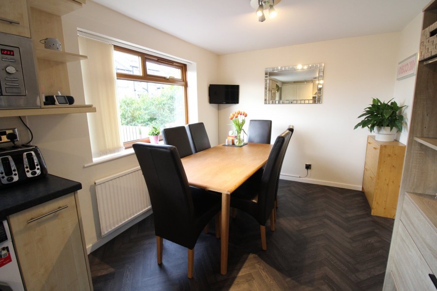Images for Oakworth, Keighley, West Yorkshire EAID:3030449609 BID:4216801