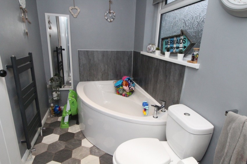 Images for Wheathead Lane, Keighley, West Yorkshire EAID:3030449609 BID:4216801