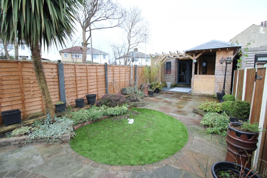 Images for Broomhill Avenue, Keighley, West Yorkshire EAID:3030449609 BID:4216801