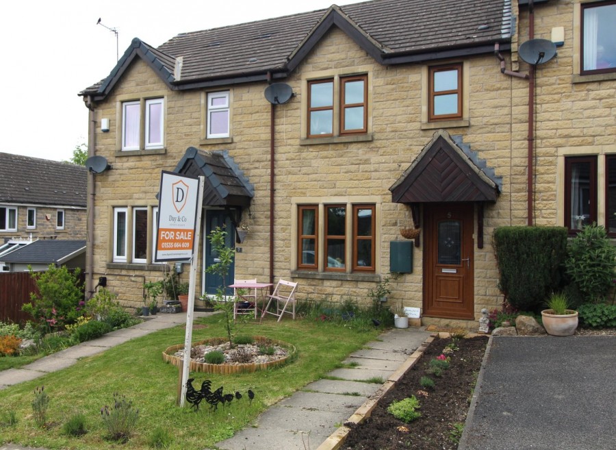 Images for Oakworth, Keighley, West Yorkshire EAID:3030449609 BID:4216801