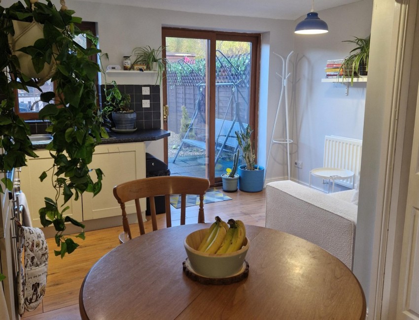 Images for Oakworth, Keighley, West Yorkshire EAID:3030449609 BID:4216801