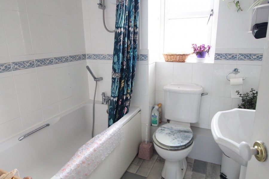 Images for Oakworth, Keighley, West Yorkshire EAID:3030449609 BID:4216801