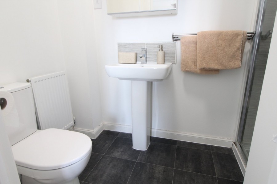 Images for Far Whin Gate, Keighley, West Yorkshire EAID:3030449609 BID:4216801