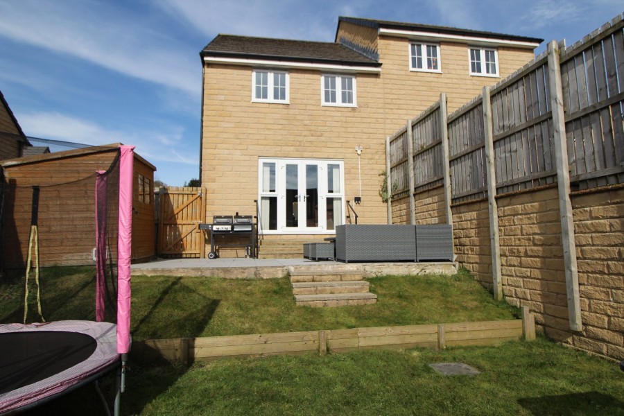Images for Far Whin Gate, Keighley, West Yorkshire EAID:3030449609 BID:4216801