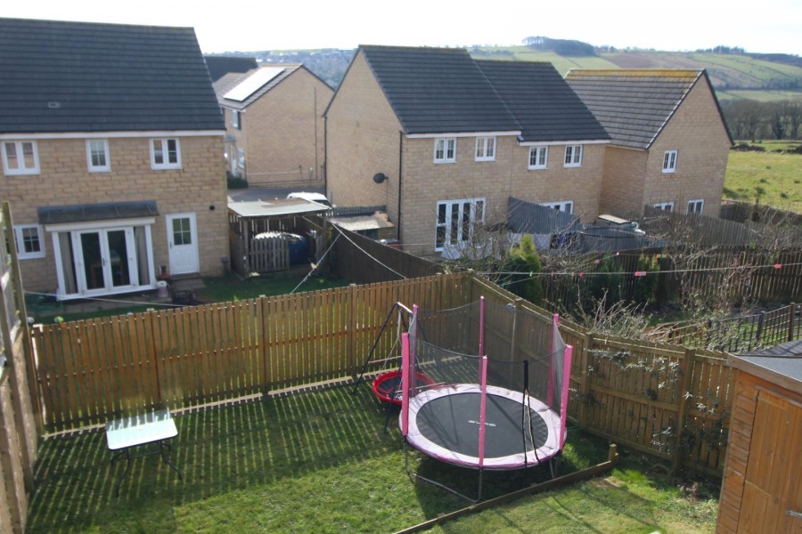 Images for Far Whin Gate, Keighley, West Yorkshire EAID:3030449609 BID:4216801