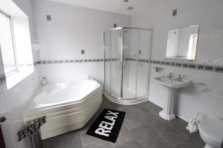 Images for Riddlesden, Keighley, West Yorkshire EAID:3030449609 BID:4216801