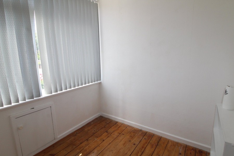 Images for Thwaites Brow, Keighley, West Yorkshire EAID:3030449609 BID:4216801