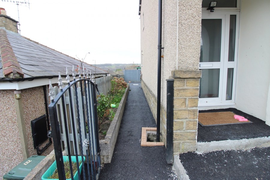 Images for Oakworth Road, Keighley, West Yorkshire EAID:3030449609 BID:4216801