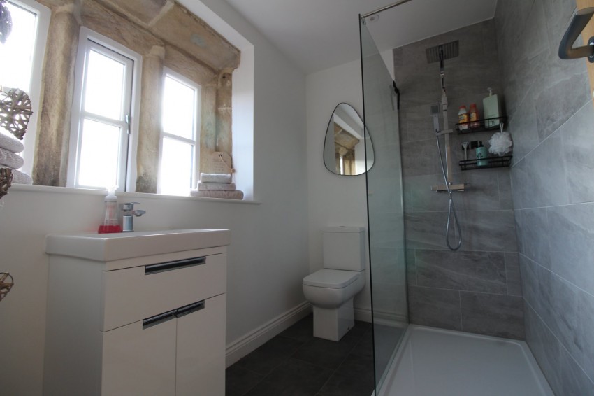 Images for Denholme, Bradford, West Yorkshire EAID:3030449609 BID:4216801