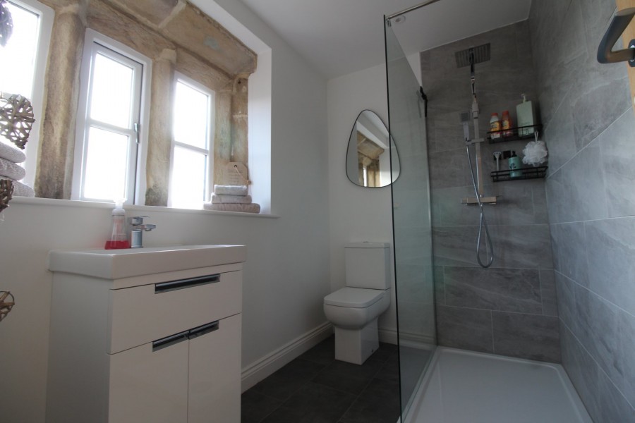Images for Denholme, Bradford, West Yorkshire EAID:3030449609 BID:4216801