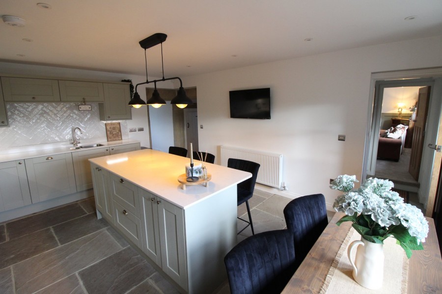 Images for Denholme, Bradford, West Yorkshire EAID:3030449609 BID:4216801
