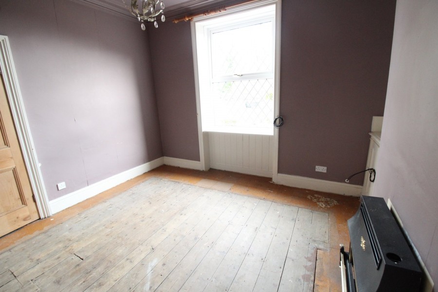 Images for Oakworth, Keighley, West Yorkshire EAID:3030449609 BID:4216801