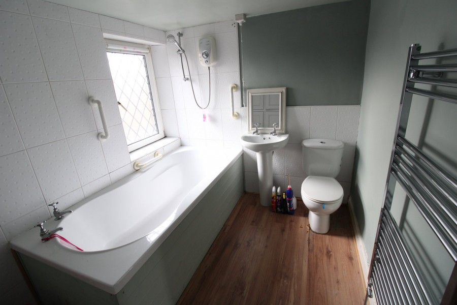Images for Oakworth, Keighley, West Yorkshire EAID:3030449609 BID:4216801