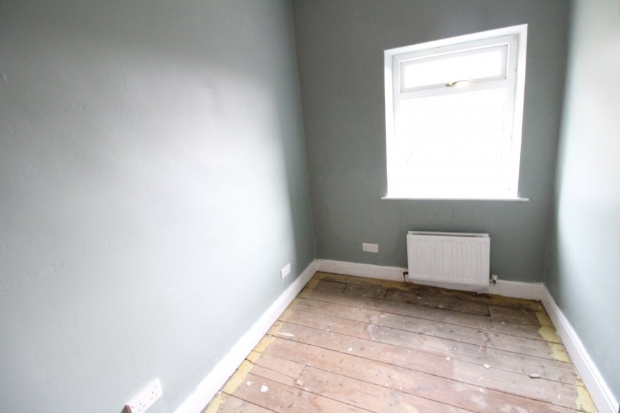 Images for Oakworth, Keighley, West Yorkshire EAID:3030449609 BID:4216801