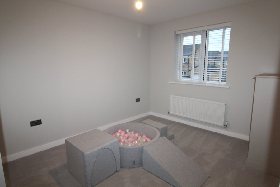 Images for Oakworth, Keighley, West Yorkshire EAID:3030449609 BID:4216801