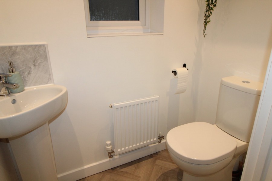 Images for Oakworth, Keighley, West Yorkshire EAID:3030449609 BID:4216801