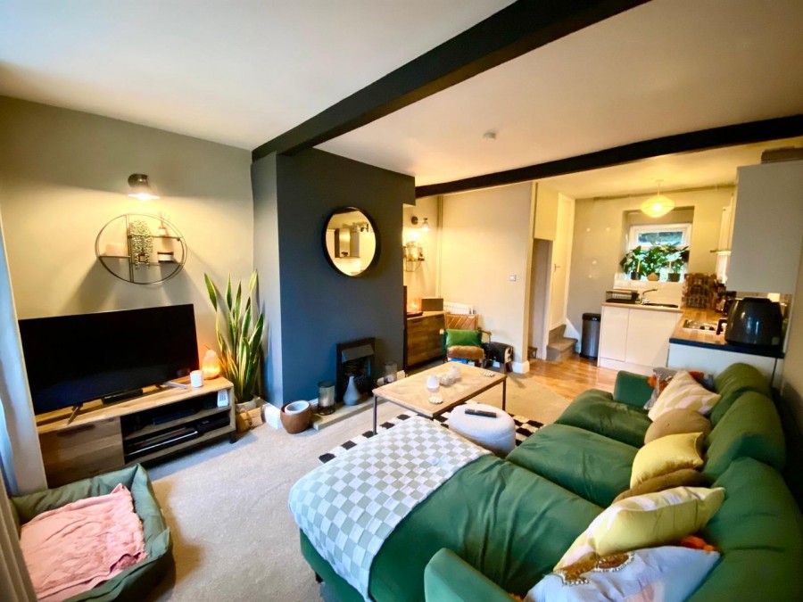 Images for Oakworth, Keighley, West Yorkshire EAID:3030449609 BID:4216801