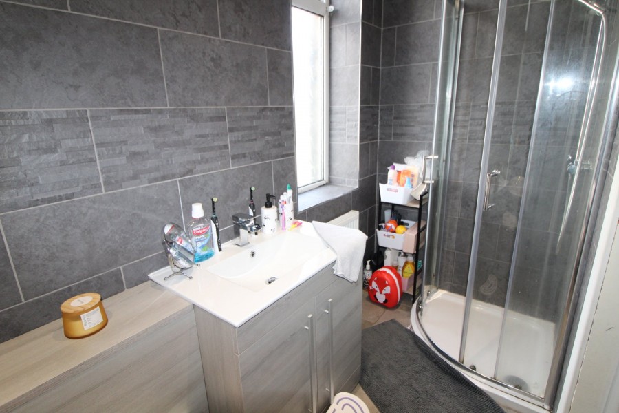 Images for Cross Roads, Keighley, West Yorkshire EAID:3030449609 BID:4216801