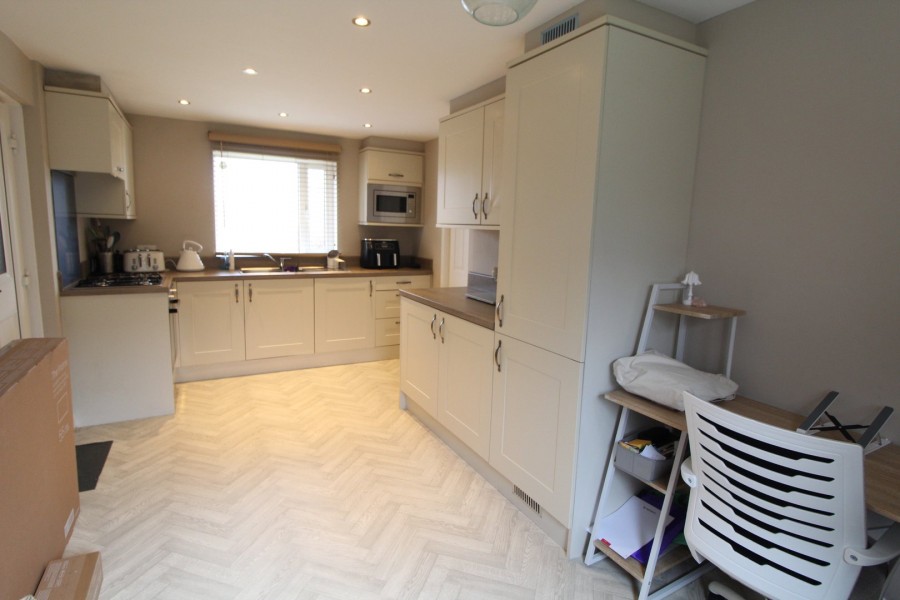 Images for Steeton, Keighley, West Yorkshire EAID:3030449609 BID:4216801