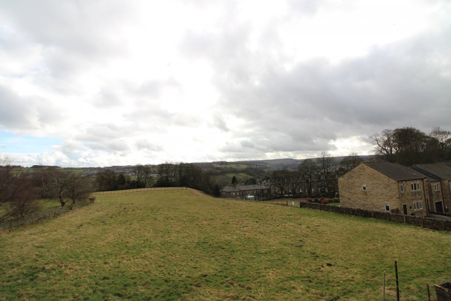 Images for Oakworth, Keighley, West Yorkshire EAID:3030449609 BID:4216801