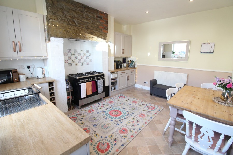 Images for Oakworth, Keighley, West Yorkshire EAID:3030449609 BID:4216801