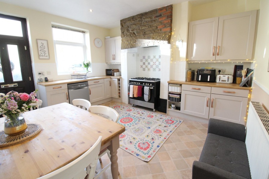 Images for Oakworth, Keighley, West Yorkshire EAID:3030449609 BID:4216801