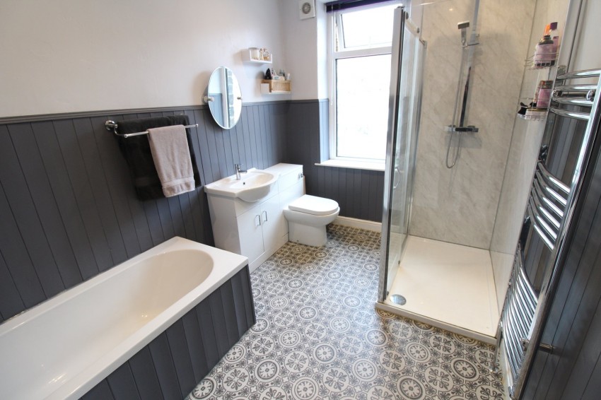 Images for Oakworth, Keighley, West Yorkshire EAID:3030449609 BID:4216801