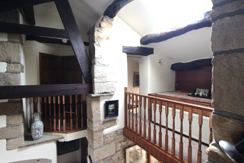 Images for Oakworth, Keighley, West Yorkshire EAID:3030449609 BID:4216801