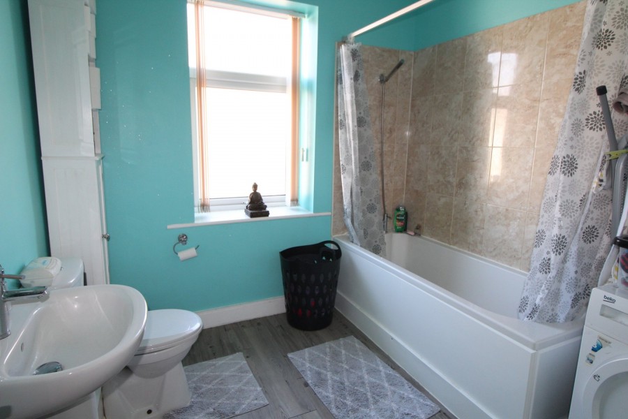 Images for Ingrow, Keighley, West Yorkshire EAID:3030449609 BID:4216801
